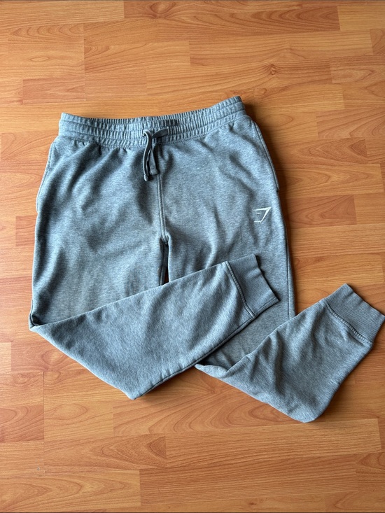 Gymshark Other - Gymshark Heather Gray Sweatpants Joggers Size Medium